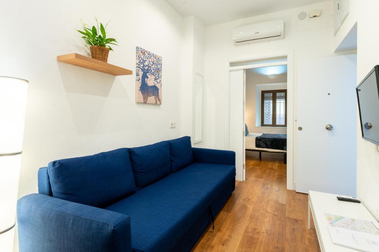 Holi-Rent Gonzalez Cuadrado Appartement Sevilla Buitenkant foto