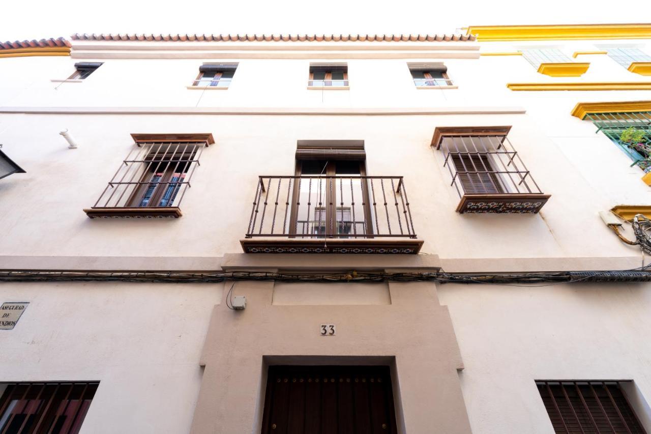 Holi-Rent Gonzalez Cuadrado Appartement Sevilla Buitenkant foto